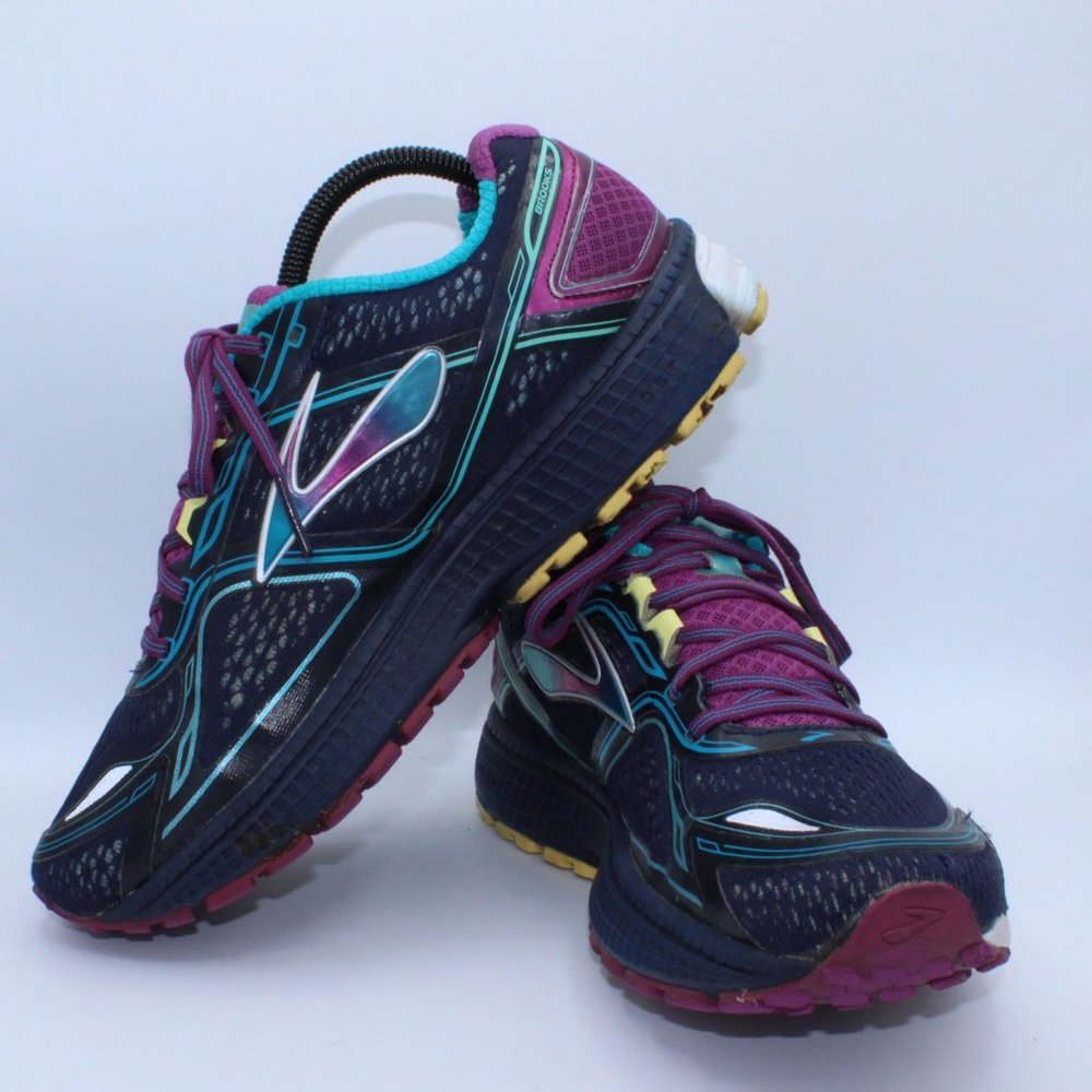 Brooks Women's Ghost 8 Athletic Shoes